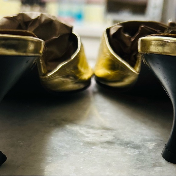 Two Lips Gold Mules Elegant and Stylish - Picture 4 of 5